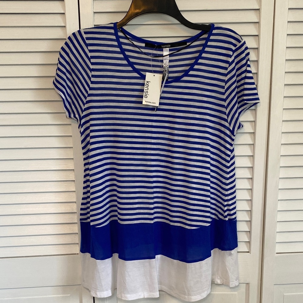 NWT Kensie Women's Striped Blue and White Short Sleeve Top Casual
